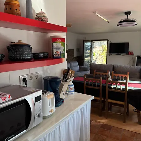 בית נופש Borda Mateo *